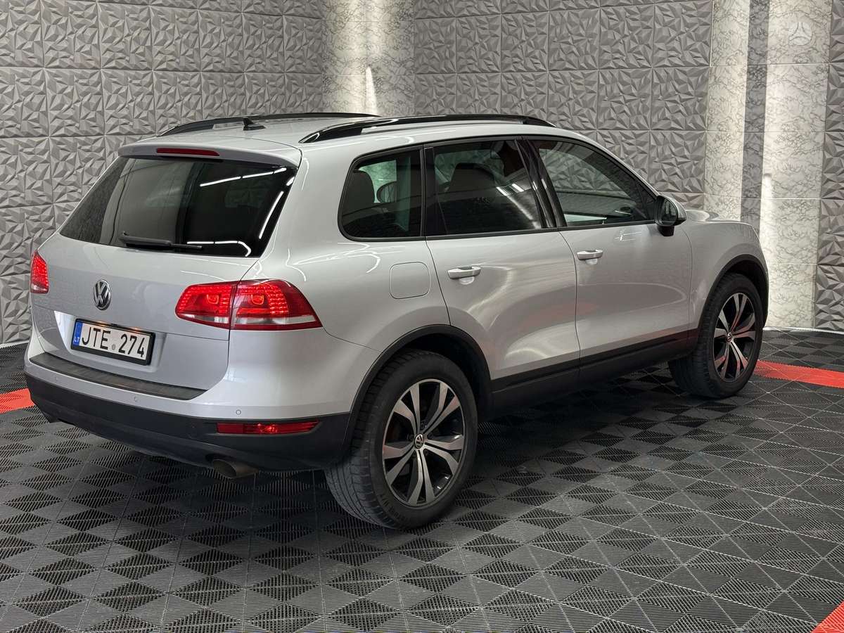 Volkswagen Touareg - 5