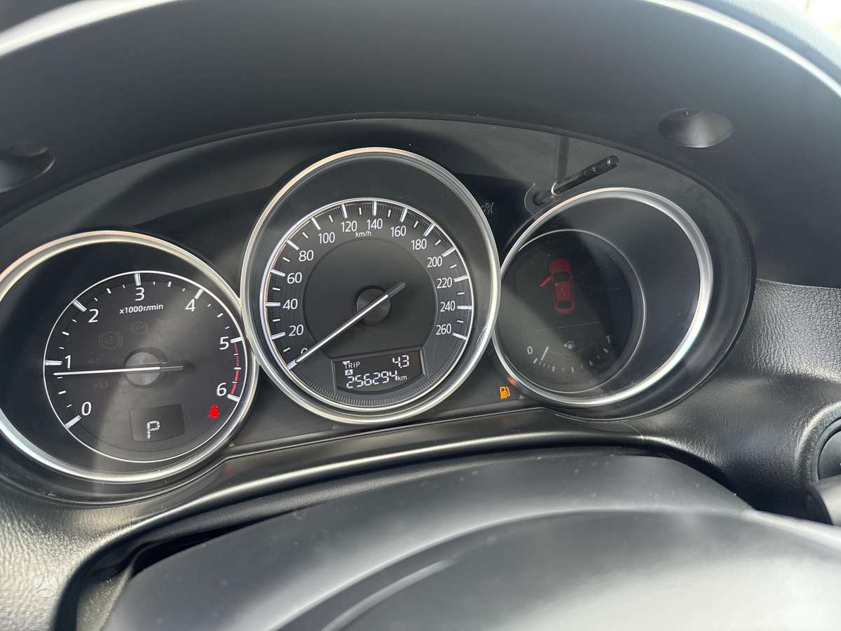 Mazda CX-5, 2.2 l., Минивэн