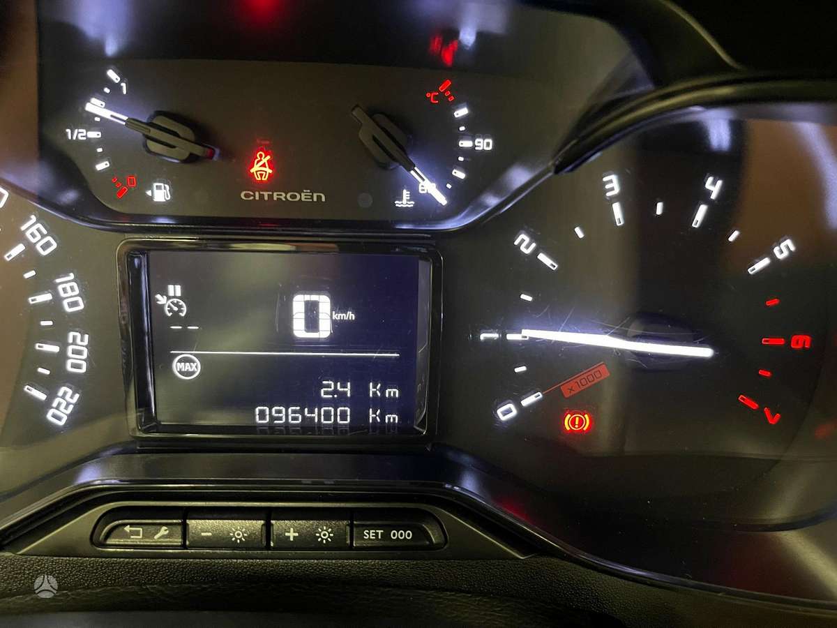 Citroen C3, 1.2 l., hatchback