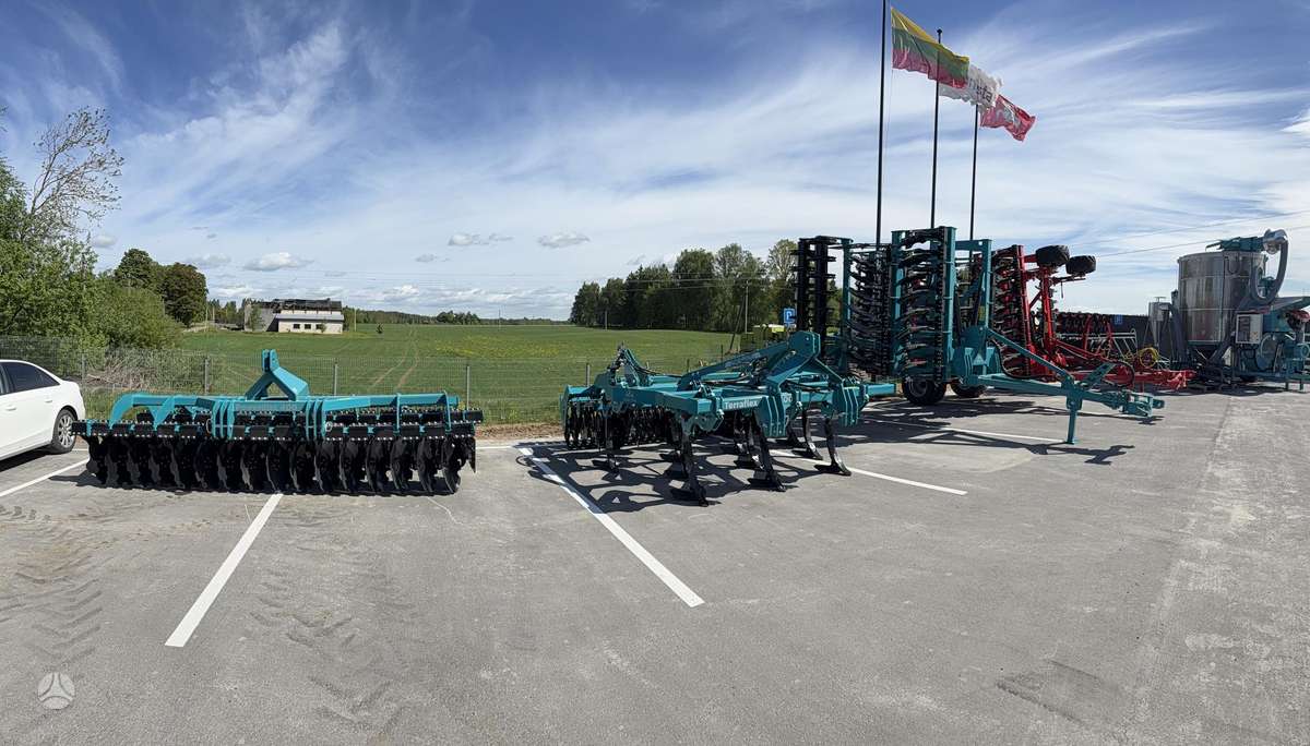 AGRONA Terraflex 300, скребки, скрубберы