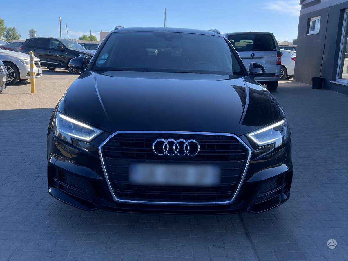 Audi A3, 1.6 l., hatchback