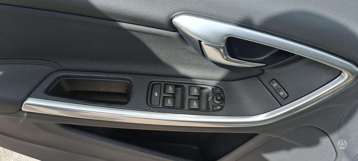 Volvo V60, 2.0 l., Универсал