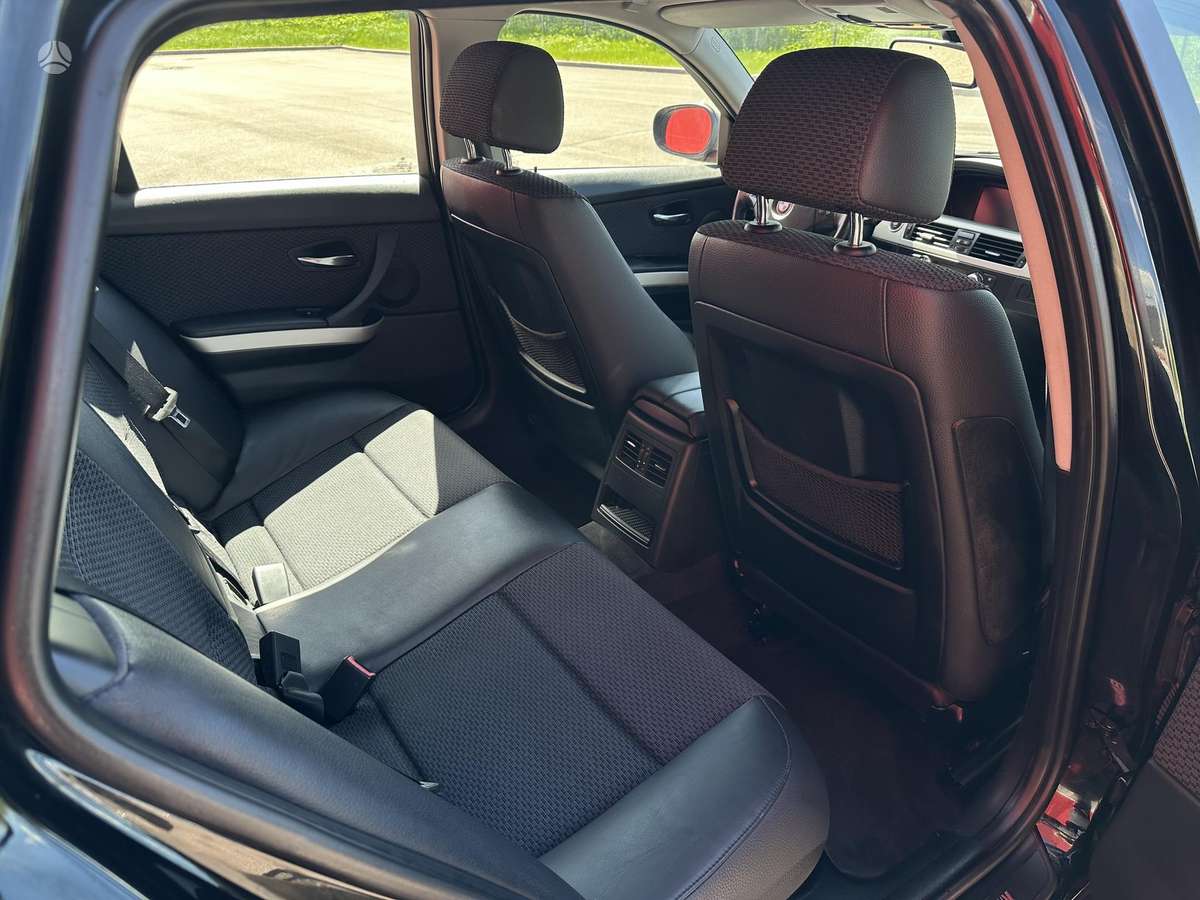 BMW 320, 2.0 l., wagon