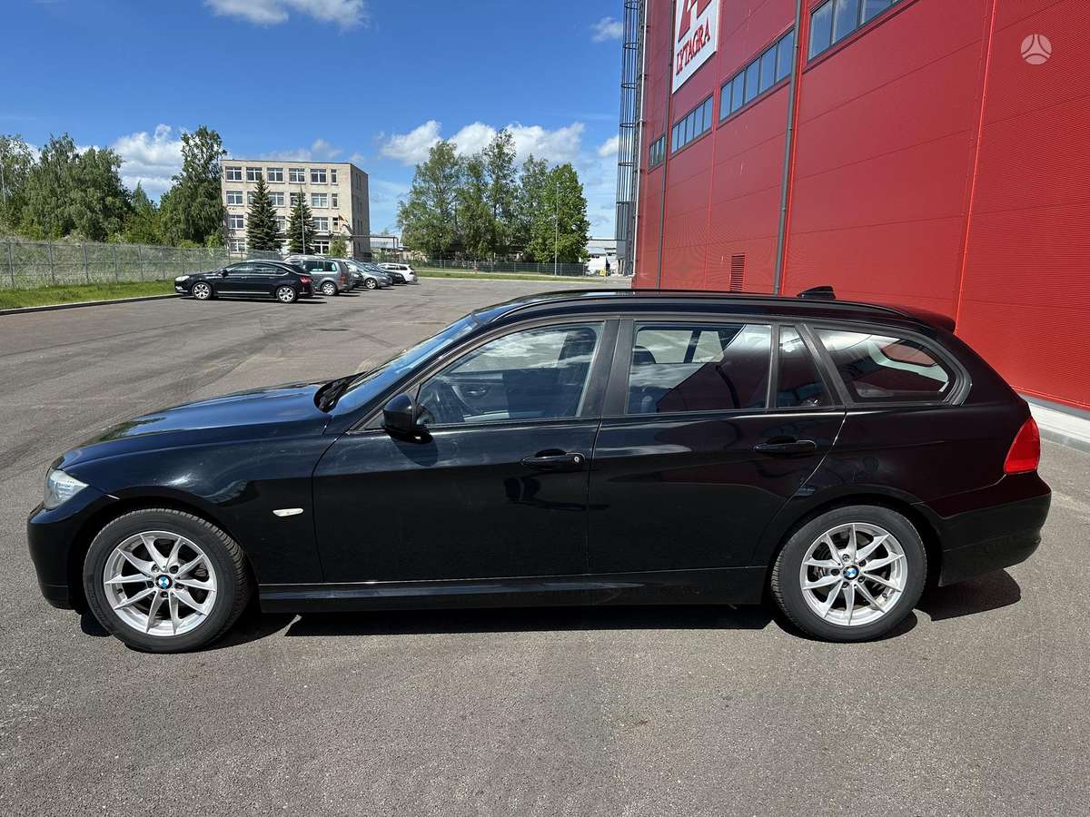 BMW 320, 2.0 l., wagon