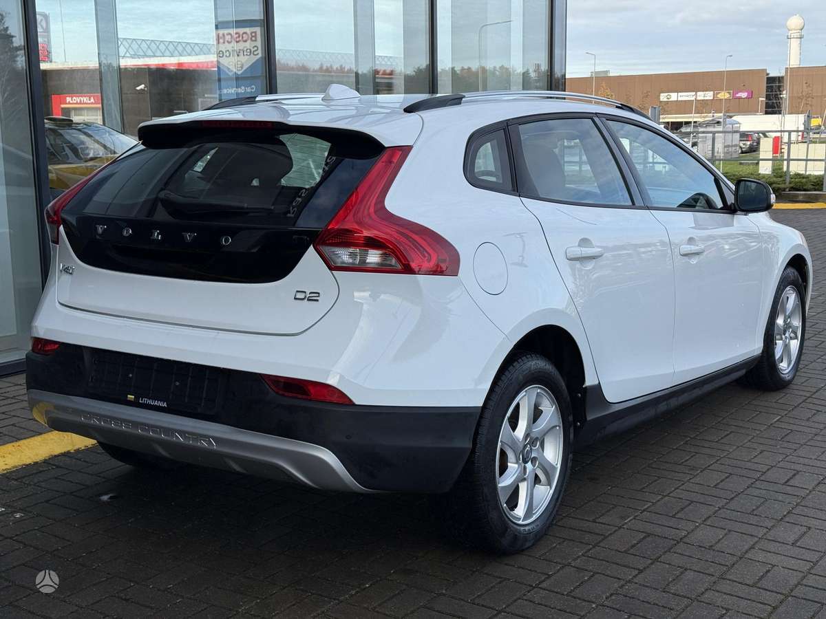 Volvo V40 Cross Country - 5