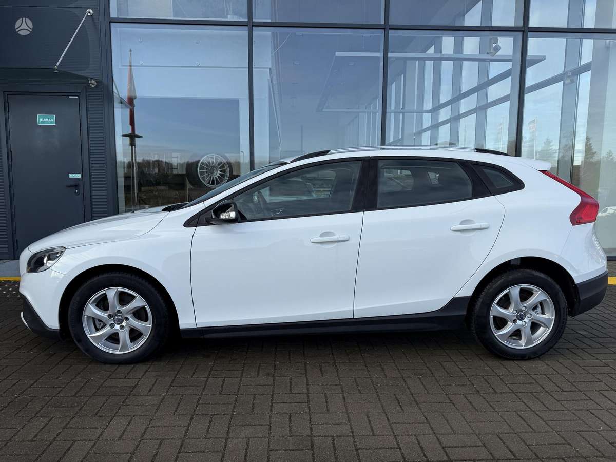 Volvo V40 Cross Country - 3