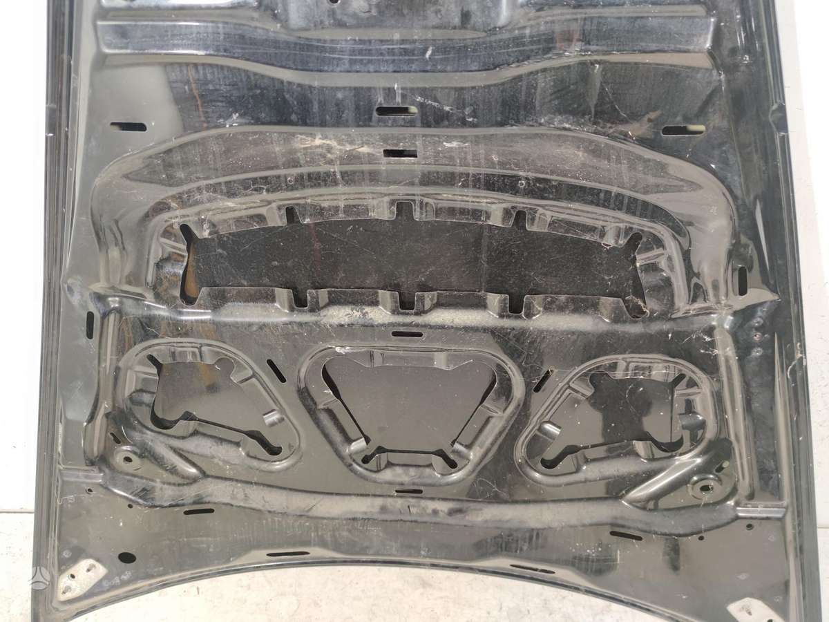 Porsche Cayenne hood (front, rear)
