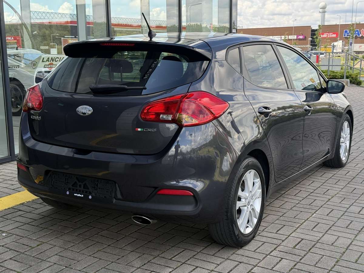 Kia Ceed, 1.6 l., hatchback