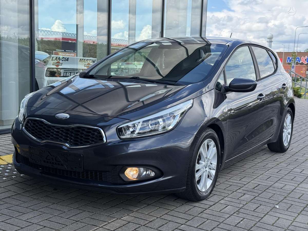 Kia Ceed, 1.6 l., Хэтчбек