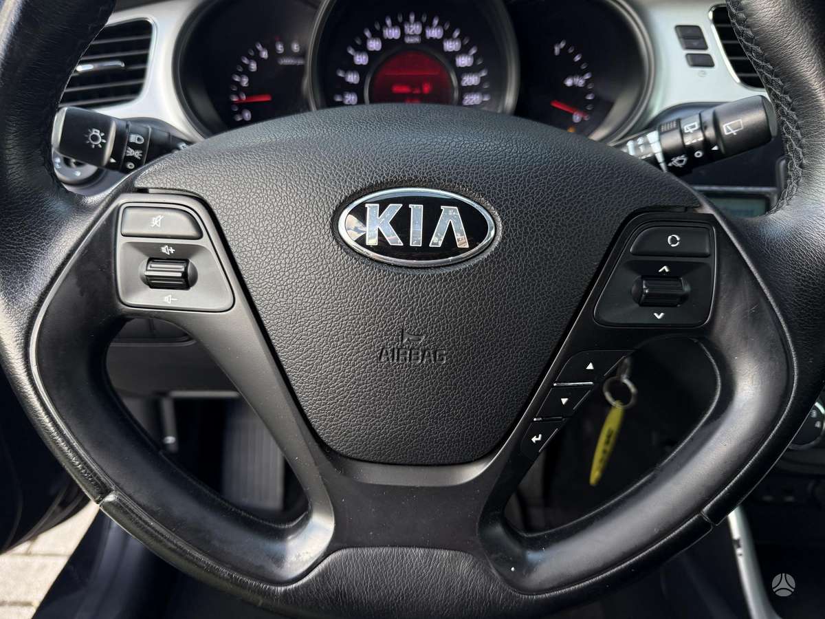 Kia Ceed, 1.6 l., hatchback