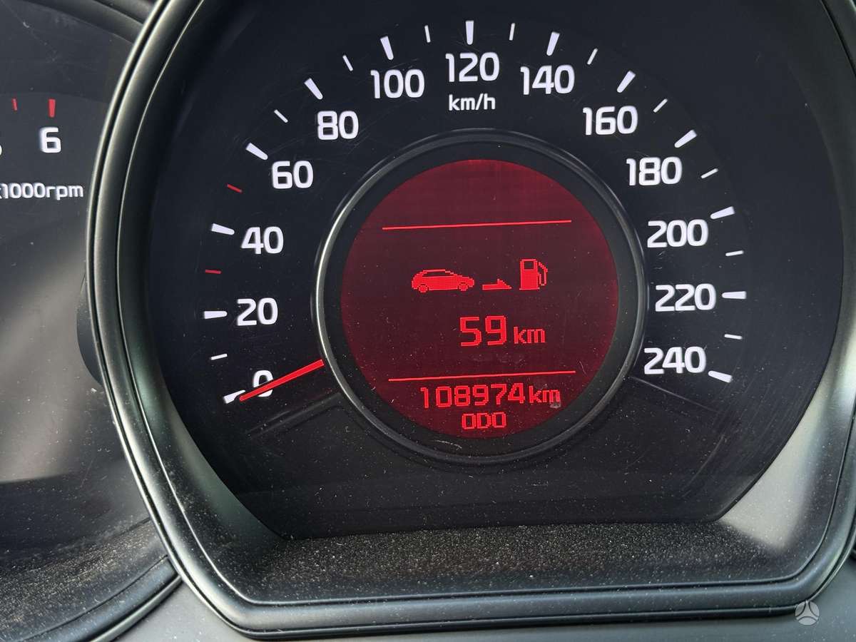 Kia Ceed, 1.6 l., Хэтчбек