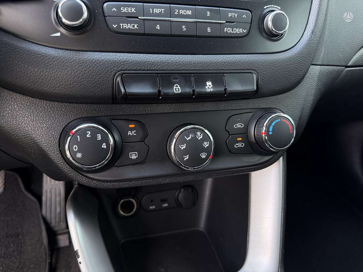 Kia Ceed, 1.6 l., hatchback