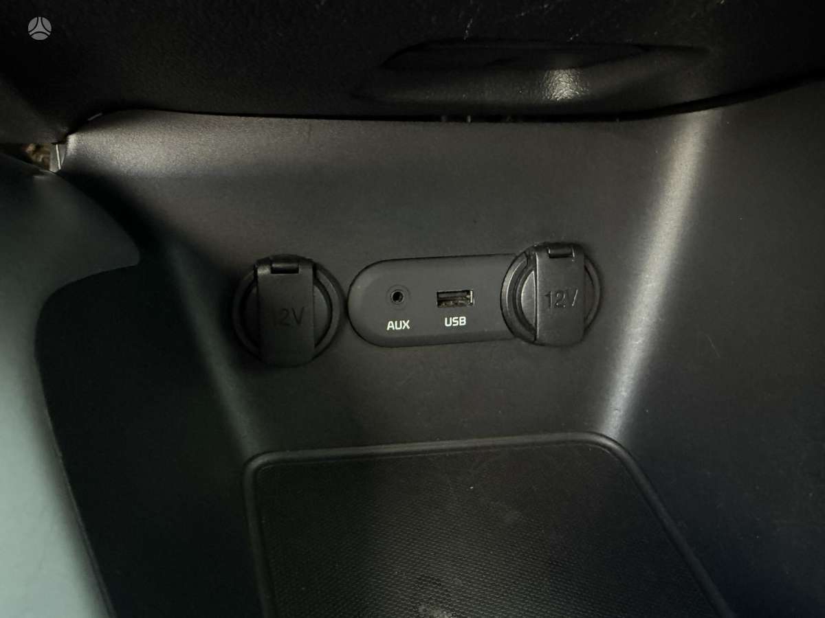Kia Ceed, 1.6 l., hatchback