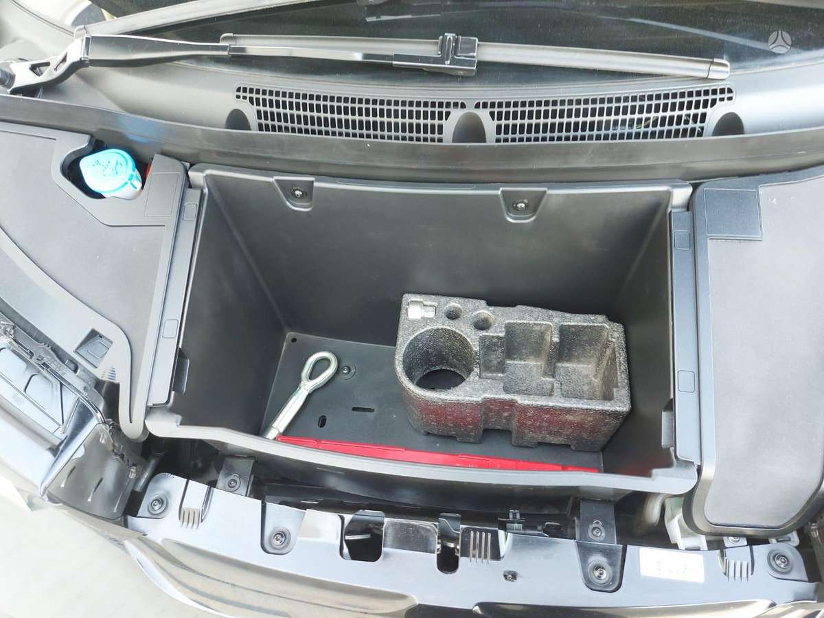 BMW i3, 42 kWh, hatchback
