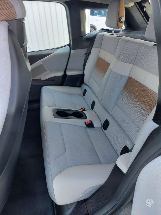 BMW i3, 42 kWh, hatchback