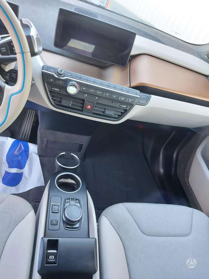 BMW i3, 42 kWh, hatchback
