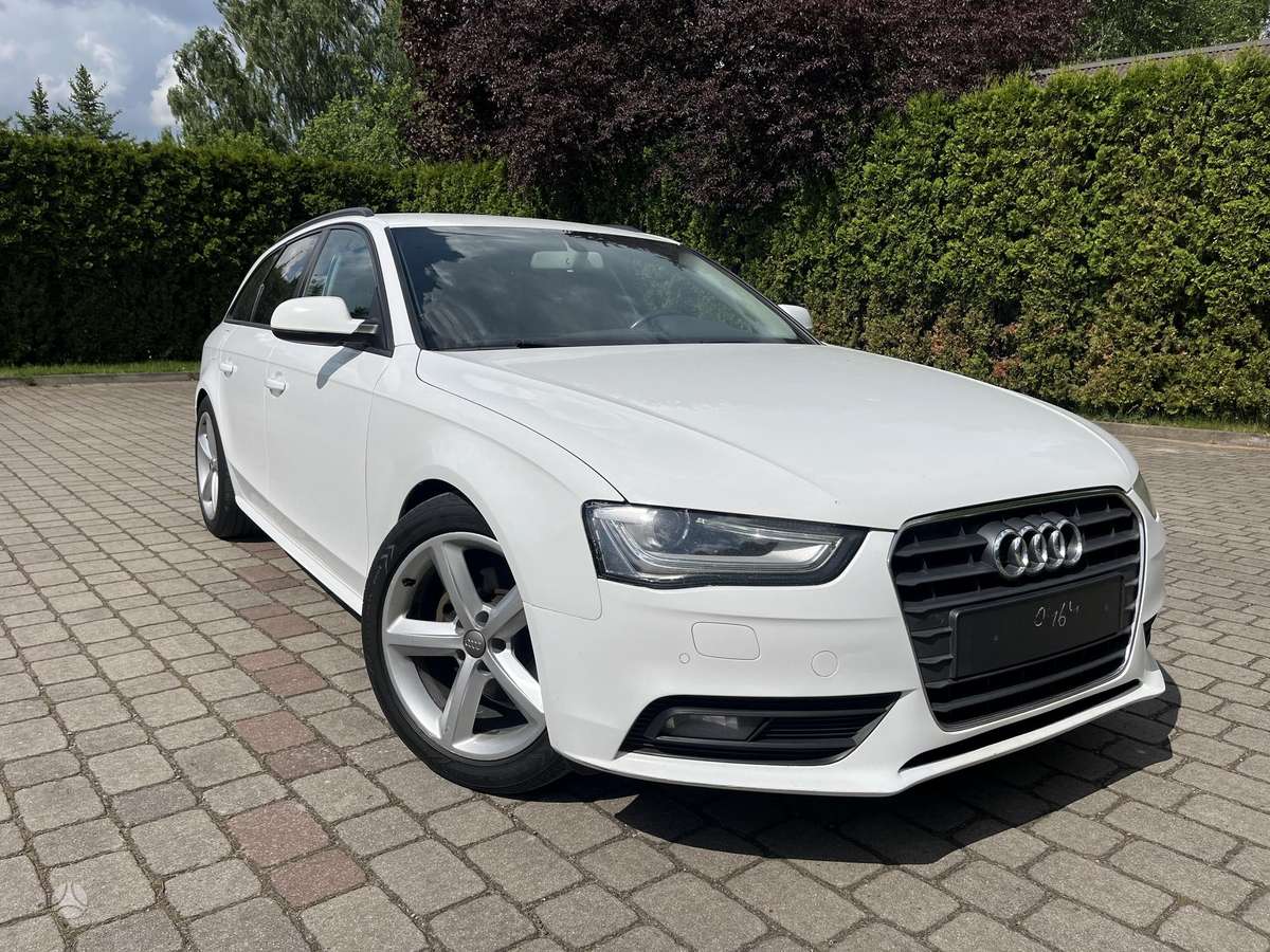 Audi A4, Универсал
