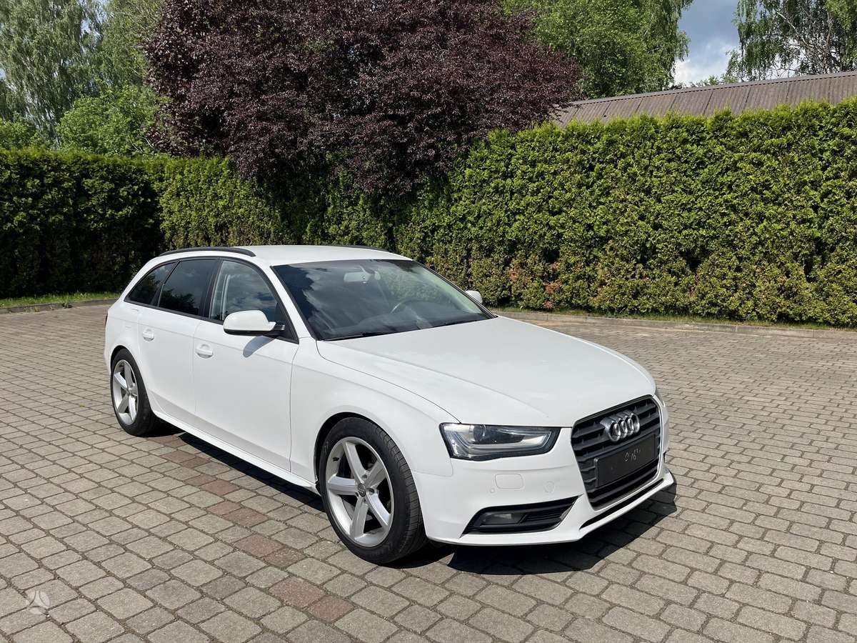 Audi A4, Универсал