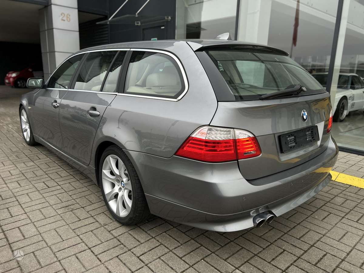 BMW 535, 3.0 l., wagon