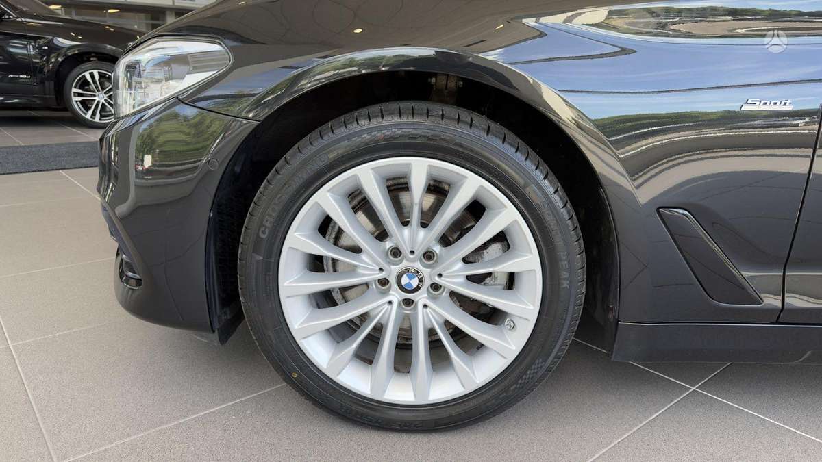 BMW 520, 2.0 l., wagon