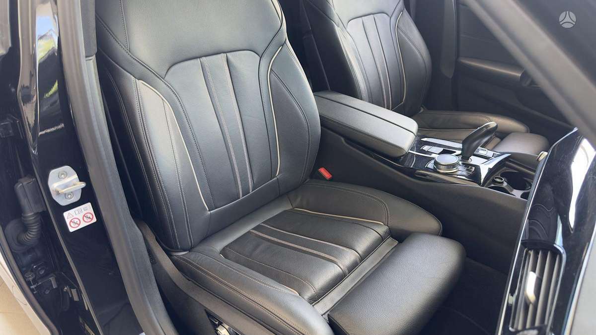 BMW 520, 2.0 l., wagon