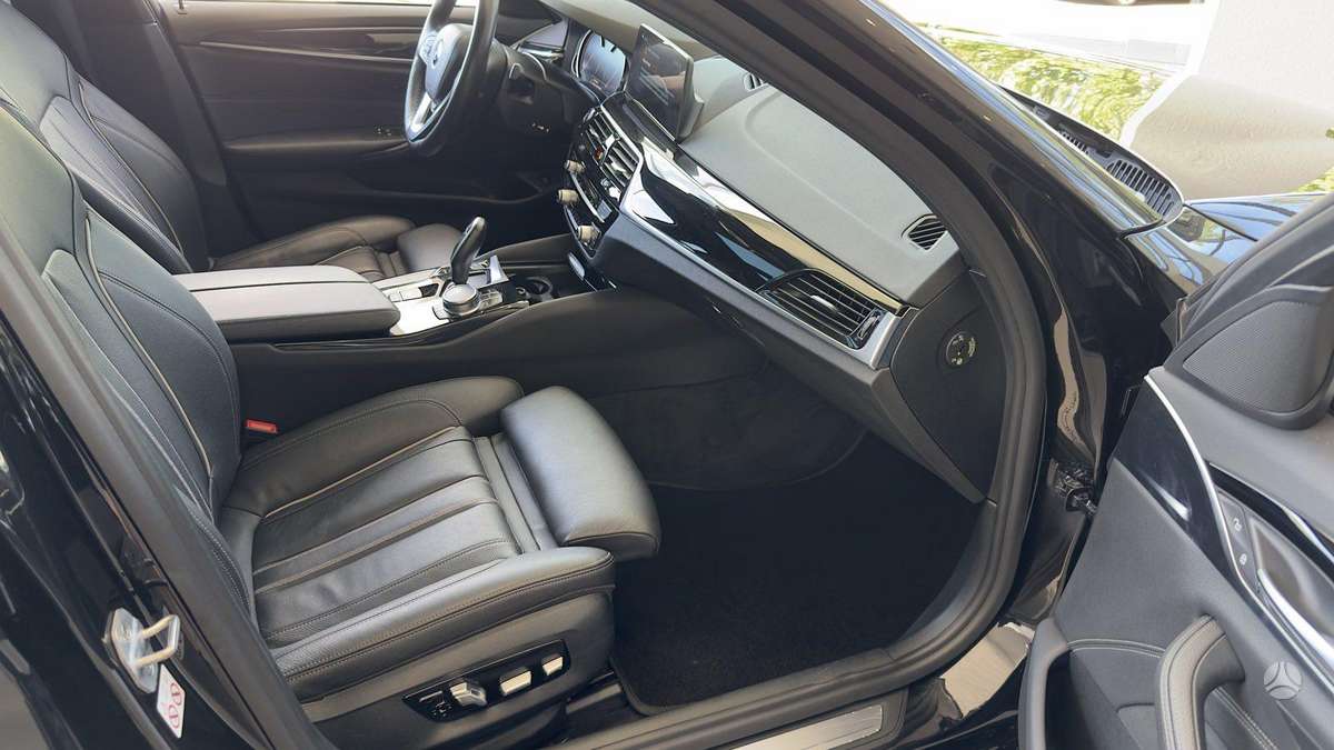BMW 520, 2.0 l., wagon