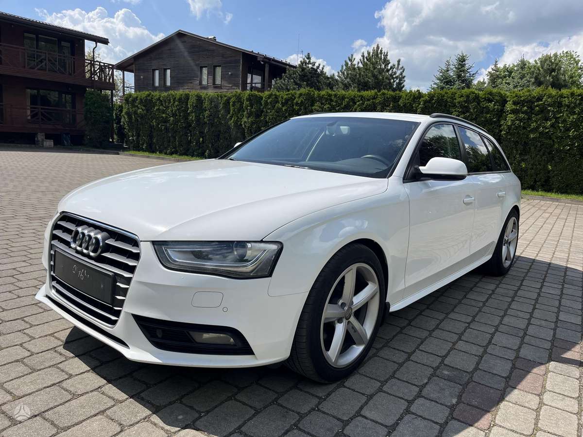 Audi A4, Универсал