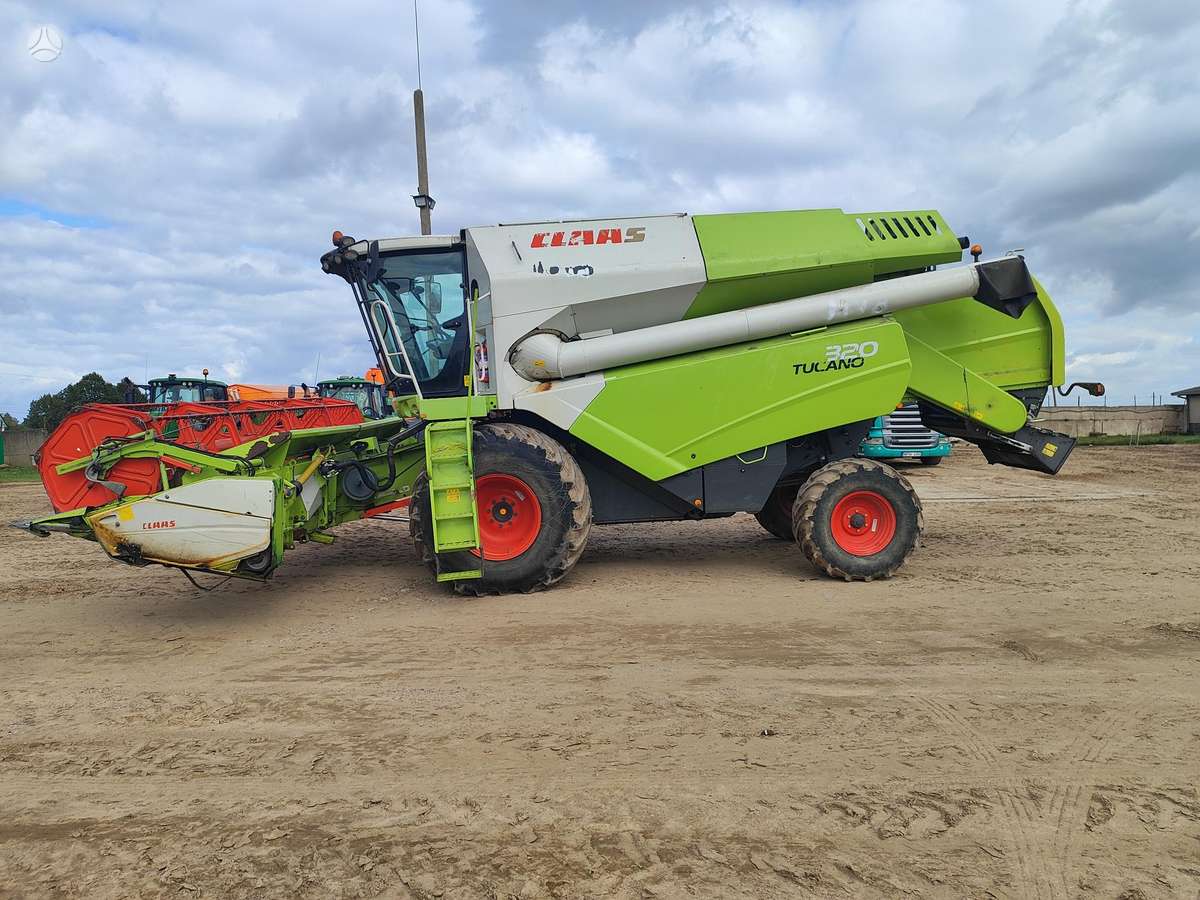 Claas Tucano 320, комбайны