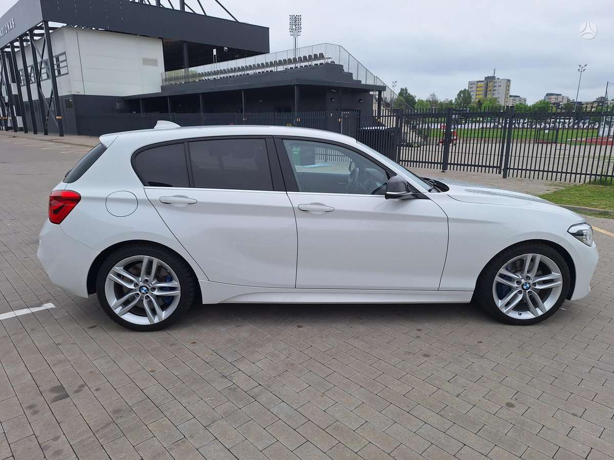BMW 125, 2.0 l., Хэтчбек