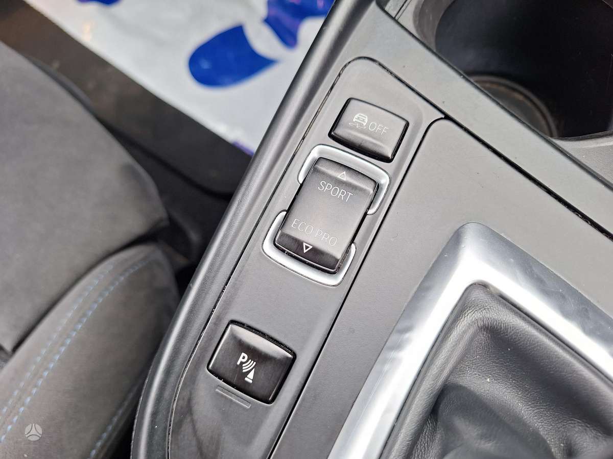 BMW 125, 2.0 l., hatchback