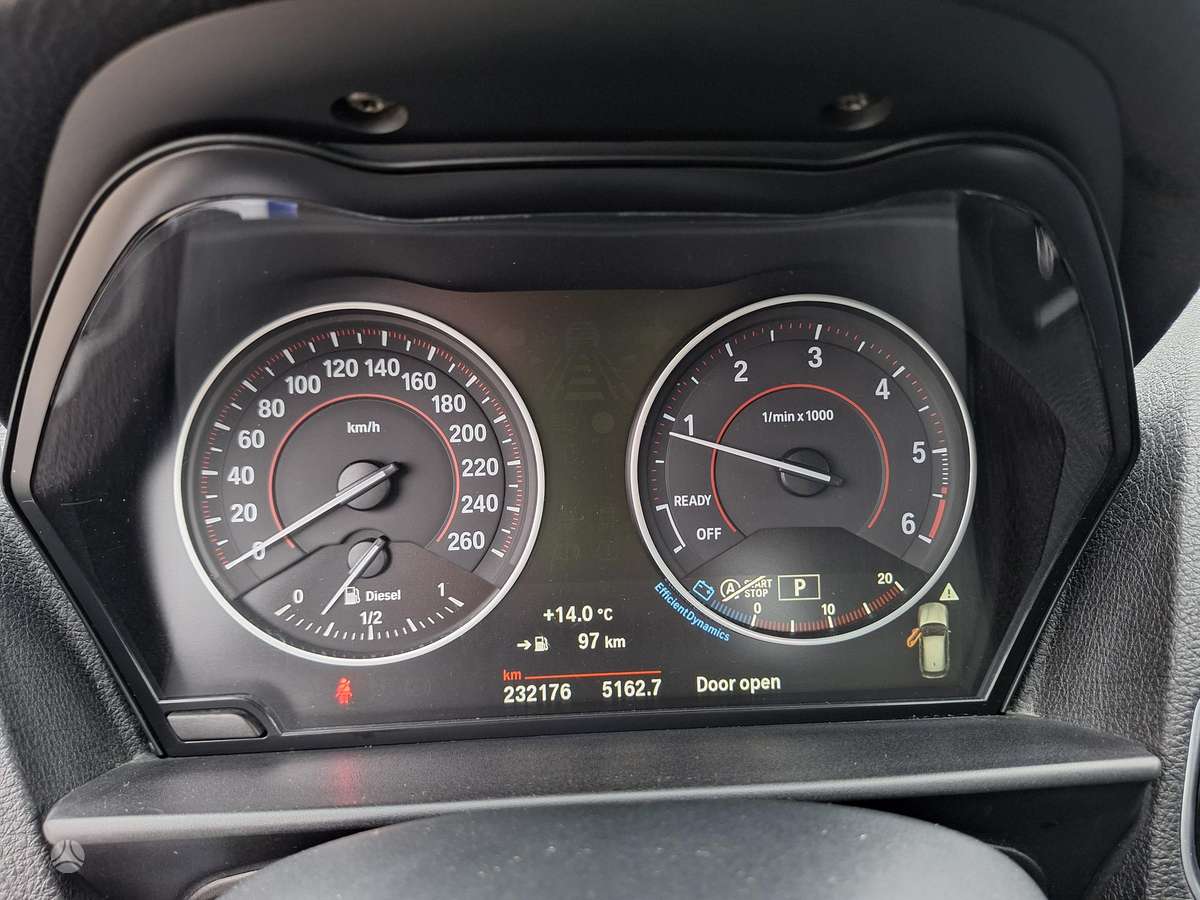 BMW 125, 2.0 l., Хэтчбек