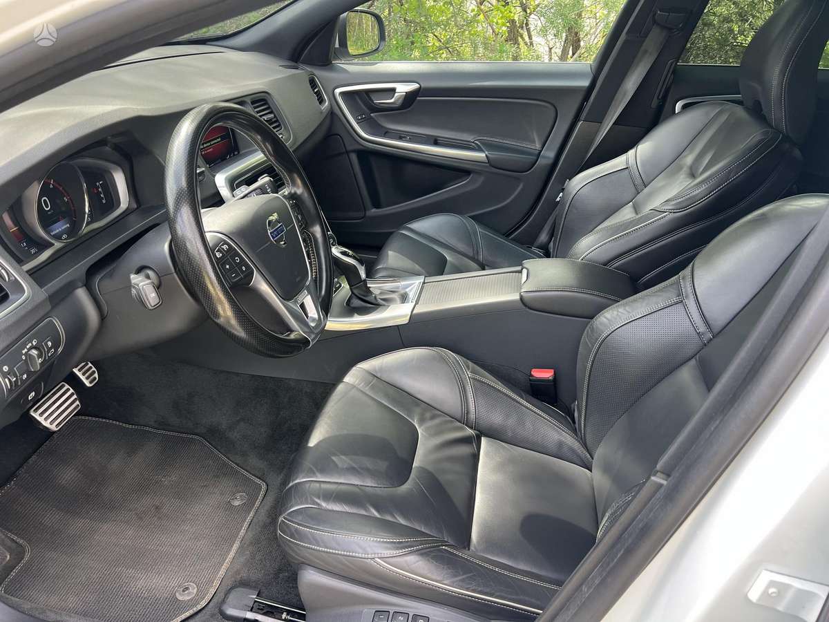 Volvo V60, 2.4 l., Универсал