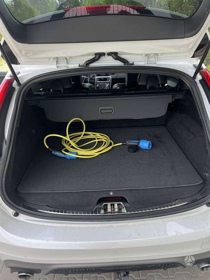 Volvo V60, 2.4 l., Универсал