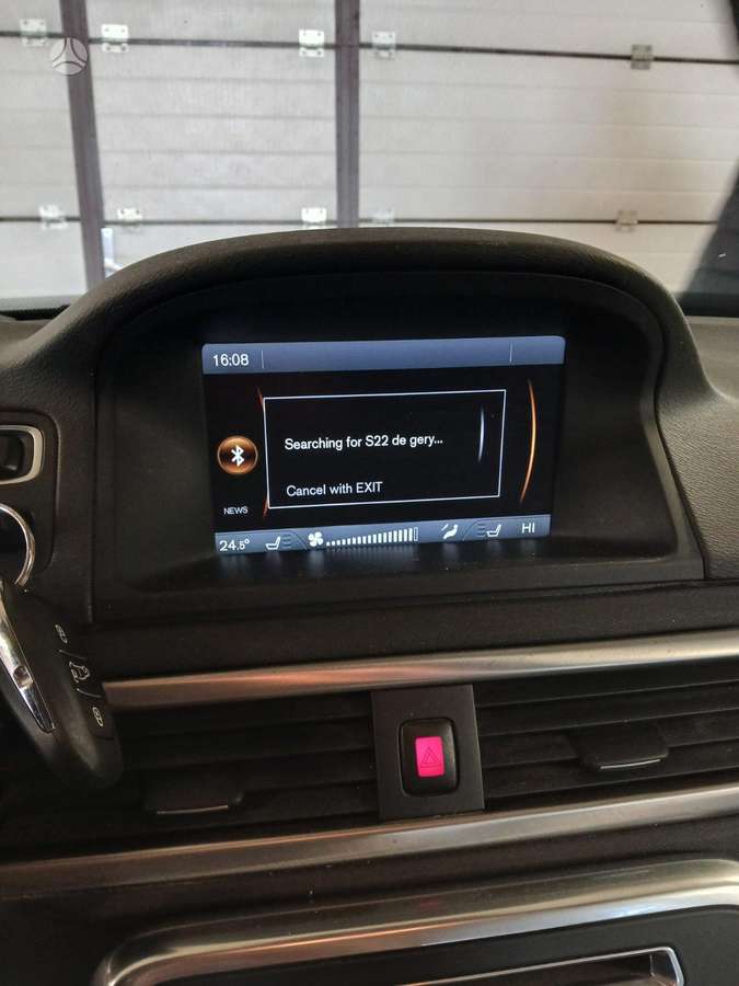 Volvo V70 dalimis. Europa