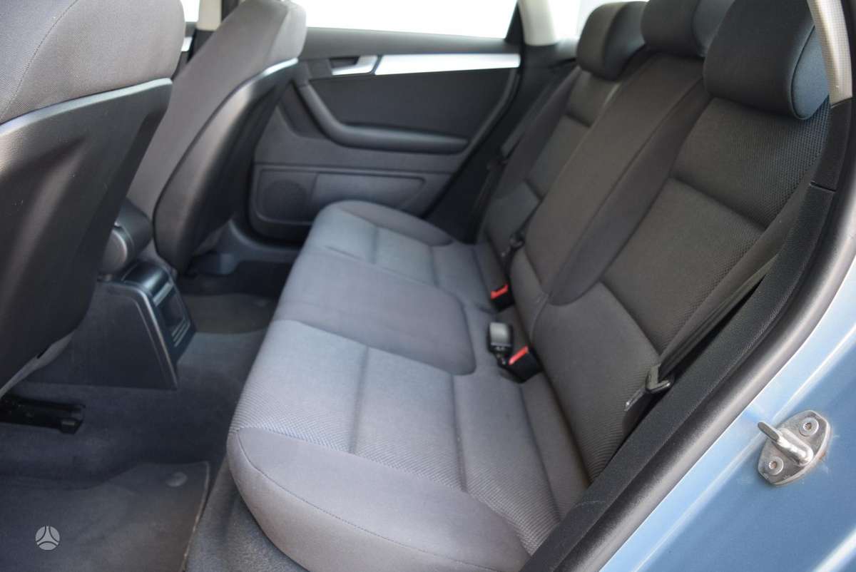 Audi A3, 1.6 l., hatchback