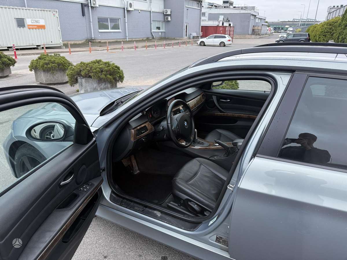 BMW 320, 2.0 l., Универсал