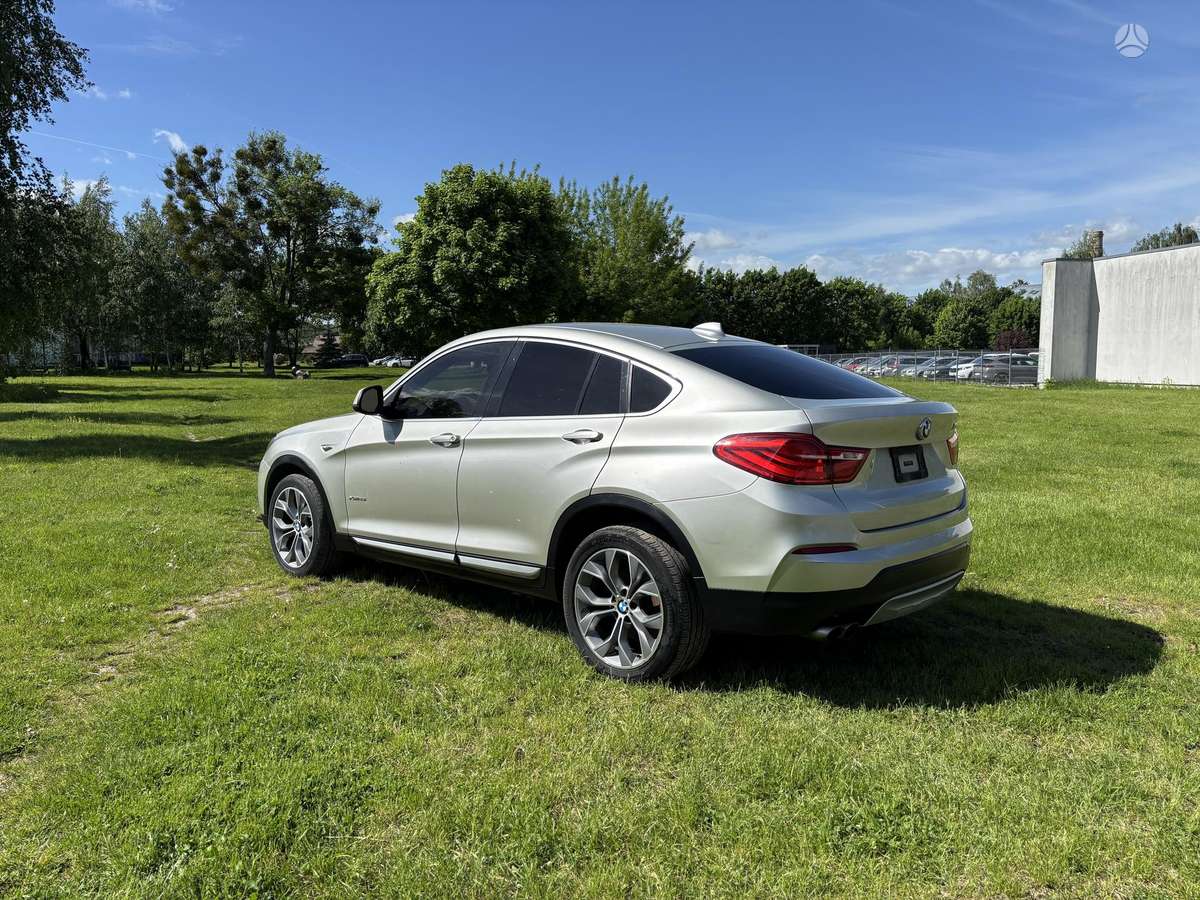 BMW X4, 2.0 l., off-road / crossover