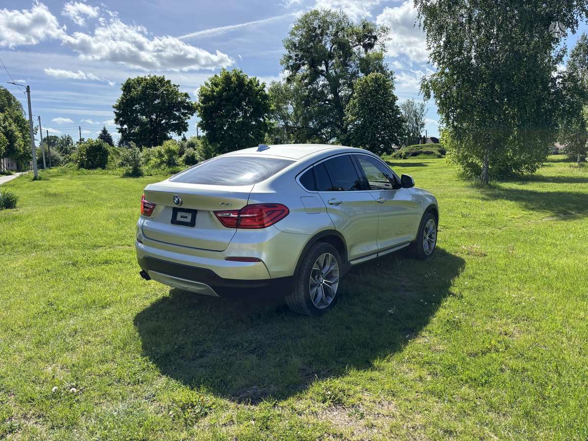BMW X4, 2.0 l., off-road / crossover