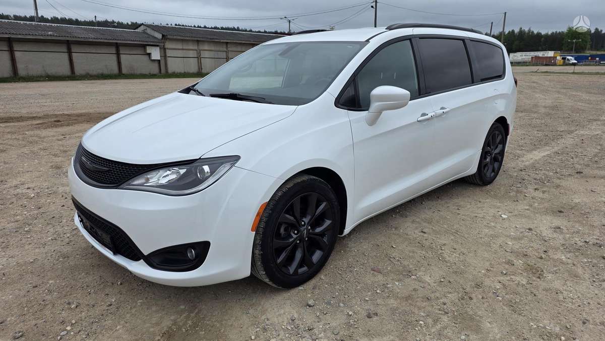 Chrysler Pacifica, 3.6 l., Минивэн