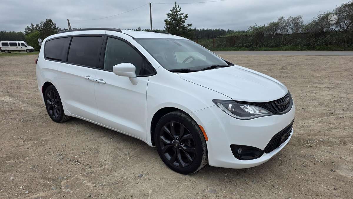 Chrysler Pacifica, 3.6 l., Минивэн
