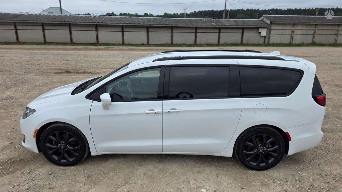 Chrysler Pacifica, 3.6 l., Минивэн