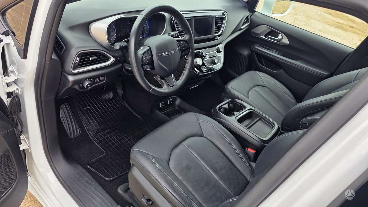 Chrysler Pacifica, 3.6 l., Минивэн