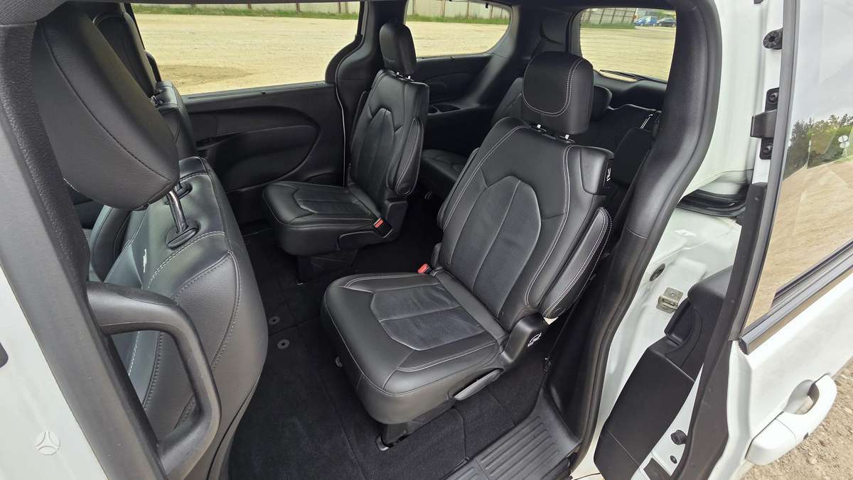 Chrysler Pacifica, 3.6 l., Минивэн