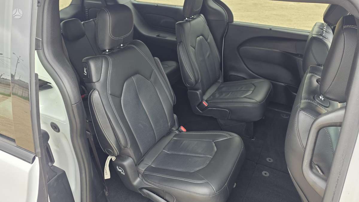 Chrysler Pacifica, 3.6 l., Минивэн