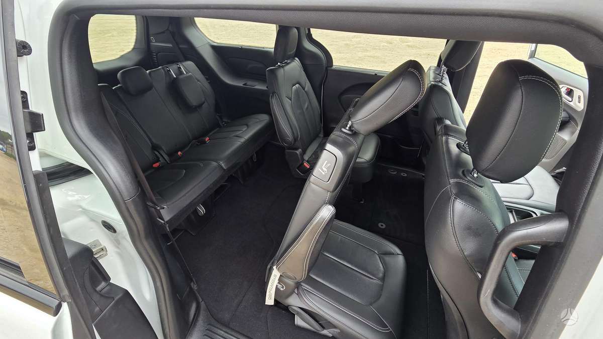 Chrysler Pacifica, 3.6 l., Минивэн