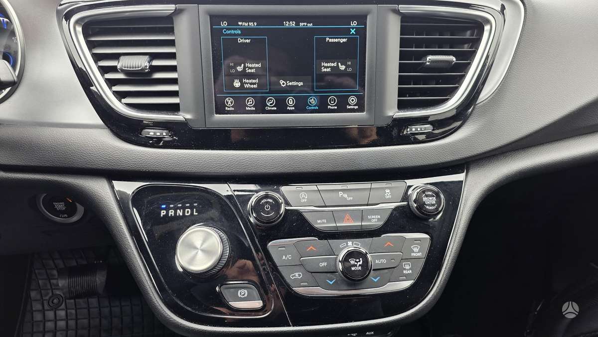 Chrysler Pacifica, 3.6 l., Минивэн