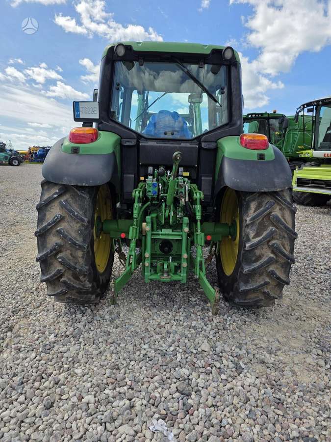 John Deere 6330, traktoriai