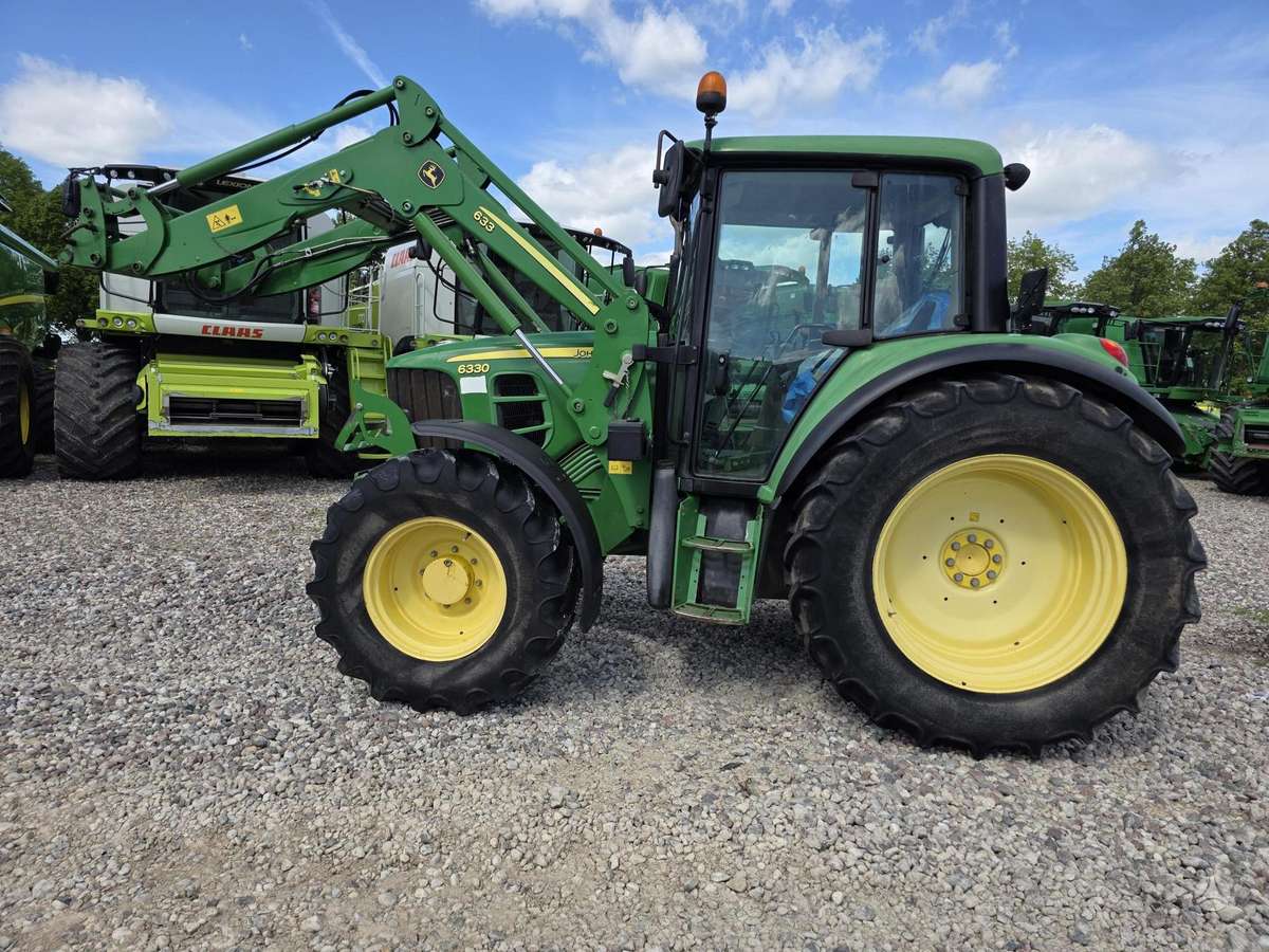 John Deere 6330, tractors