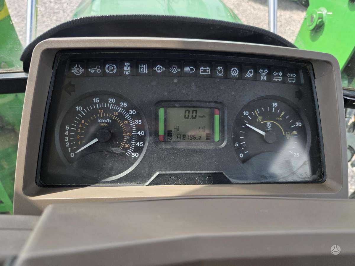 John Deere 6330, traktoriai