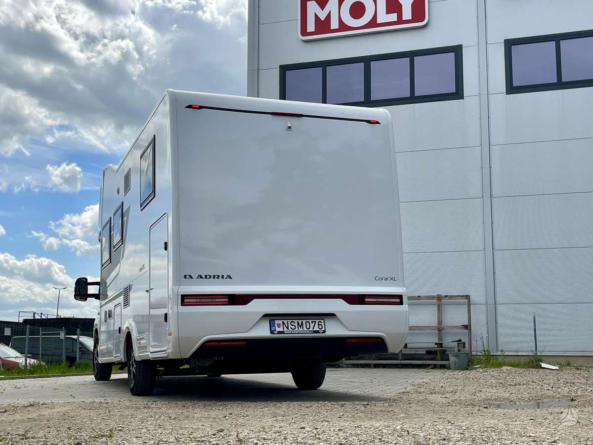 Adria CoralXL 660SL, campers